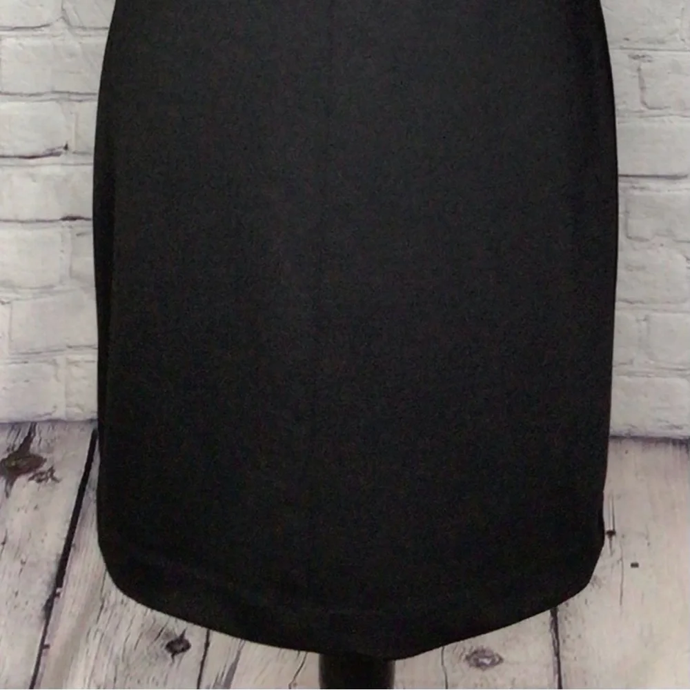 Banana Republic Factory Black Sleeveless Body Contour Dress Front Keyhole 2 NWT